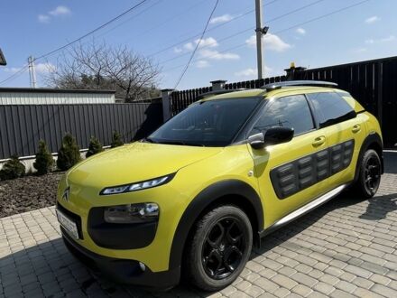 Сітроен С4 2017 у Луцьку на Automoto.ua Жовтий Сітроен С4, об'ємом двигуна 0 л та пробігом 81 тис. км за 327 $, фото 1 на Automoto.ua
