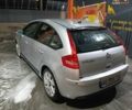 Серый Ситроен С4, объемом двигателя 1.6 л и пробегом 310 тыс. км за 5208 $, фото 7 на Automoto.ua