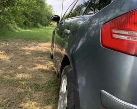 Серый Ситроен С4, объемом двигателя 2 л и пробегом 290 тыс. км за 4500 $, фото 9 на Automoto.ua