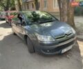 Серый Ситроен С4, объемом двигателя 1.36 л и пробегом 180 тыс. км за 3800 $, фото 1 на Automoto.ua