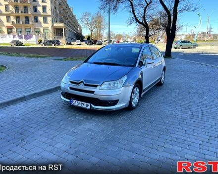 Серый Ситроен С4, объемом двигателя 2 л и пробегом 140 тыс. км за 4500 $, фото 2 на Automoto.ua