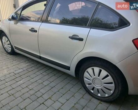 Серый Ситроен С4, объемом двигателя 1.59 л и пробегом 235 тыс. км за 3000 $, фото 1 на Automoto.ua