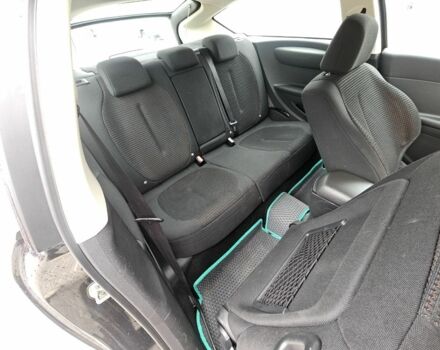 Серый Ситроен С4, объемом двигателя 2 л и пробегом 264 тыс. км за 4900 $, фото 8 на Automoto.ua