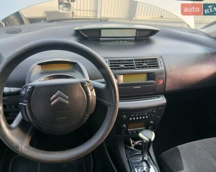 Серый Ситроен С4, объемом двигателя 1.59 л и пробегом 235 тыс. км за 3000 $, фото 9 на Automoto.ua