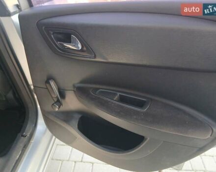 Серый Ситроен С4, объемом двигателя 1.59 л и пробегом 235 тыс. км за 3000 $, фото 11 на Automoto.ua