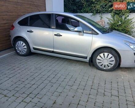 Серый Ситроен С4, объемом двигателя 1.59 л и пробегом 235 тыс. км за 3000 $, фото 7 на Automoto.ua