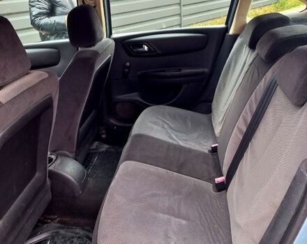 Серый Ситроен С4, объемом двигателя 1.6 л и пробегом 288 тыс. км за 3500 $, фото 8 на Automoto.ua