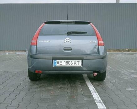 Серый Ситроен С4, объемом двигателя 1.59 л и пробегом 253 тыс. км за 3500 $, фото 2 на Automoto.ua