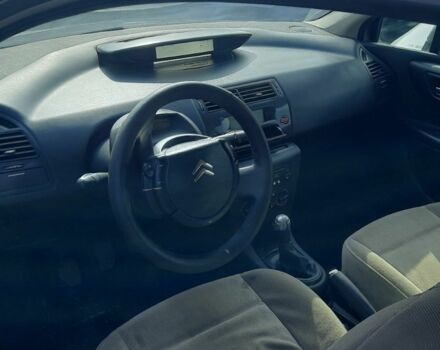 Серый Ситроен С4, объемом двигателя 1.6 л и пробегом 250 тыс. км за 3500 $, фото 4 на Automoto.ua