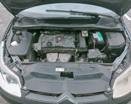 Серый Ситроен С4, объемом двигателя 1.6 л и пробегом 253 тыс. км за 4000 $, фото 13 на Automoto.ua