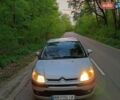 Серый Ситроен С4, объемом двигателя 1.59 л и пробегом 300 тыс. км за 2700 $, фото 1 на Automoto.ua