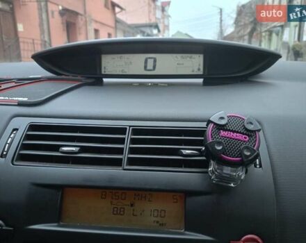 Серый Ситроен С4, объемом двигателя 1.59 л и пробегом 194 тыс. км за 3500 $, фото 9 на Automoto.ua