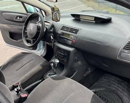 Серый Ситроен С4, объемом двигателя 1.6 л и пробегом 288 тыс. км за 3500 $, фото 5 на Automoto.ua