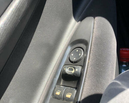 Ситроен С4 2006 в Львове на Automoto.ua Серый Ситроен С4, объемом двигателя 1.6 л и пробегом 192 тыс. км за 4750 $, фото 8 на Automoto.ua