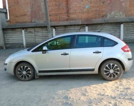 Серый Ситроен С4, объемом двигателя 1.59 л и пробегом 243 тыс. км за 4800 $, фото 4 на Automoto.ua