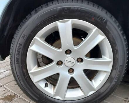 Серый Ситроен С4, объемом двигателя 1.6 л и пробегом 288 тыс. км за 3500 $, фото 16 на Automoto.ua