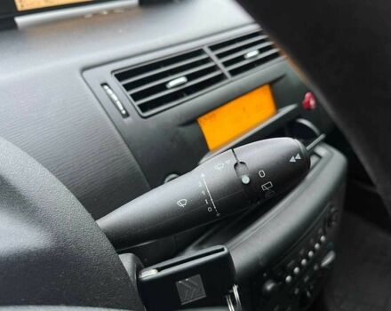 Серый Ситроен С4, объемом двигателя 1.4 л и пробегом 239 тыс. км за 4390 $, фото 17 на Automoto.ua