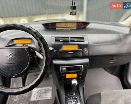 Ситроен С4 2007 в Львове на Automoto.ua Серый Ситроен С4, объемом двигателя 1.6 л и пробегом 185 тыс. км за 2799 $, фото 16 на Automoto.ua