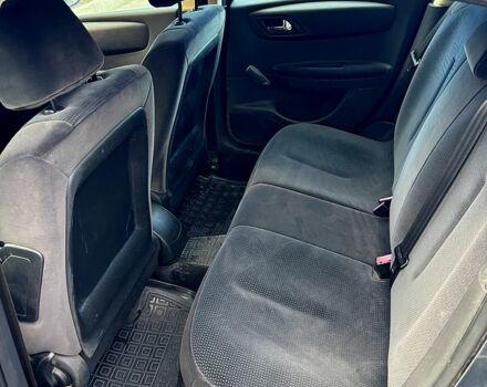 Серый Ситроен С4, объемом двигателя 1.6 л и пробегом 232 тыс. км за 5300 $, фото 4 на Automoto.ua