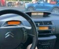 Серый Ситроен С4, объемом двигателя 1.4 л и пробегом 239 тыс. км за 5500 $, фото 4 на Automoto.ua