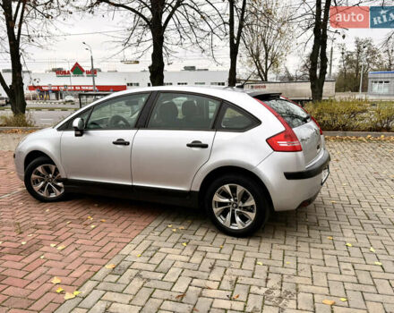 Серый Ситроен С4, объемом двигателя 1.36 л и пробегом 290 тыс. км за 3300 $, фото 10 на Automoto.ua