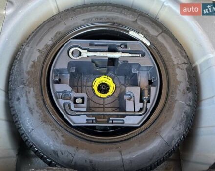 Серый Ситроен С4, объемом двигателя 1.56 л и пробегом 210 тыс. км за 4600 $, фото 33 на Automoto.ua