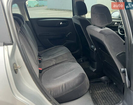 Сірий Сітроен С4, об'ємом двигуна 1.6 л та пробігом 310 тис. км за 3999 $, фото 46 на Automoto.ua