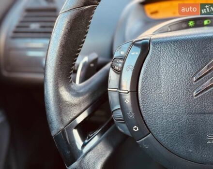 Серый Ситроен С4, объемом двигателя 1.56 л и пробегом 210 тыс. км за 4600 $, фото 19 на Automoto.ua