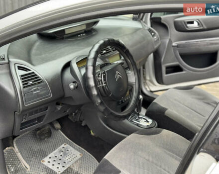 Ситроен С4 2007 в Львове на Automoto.ua Серый Ситроен С4, объемом двигателя 1.6 л и пробегом 185 тыс. км за 2799 $, фото 14 на Automoto.ua