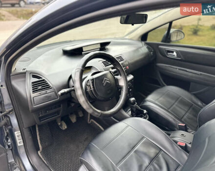 Серый Ситроен С4, объемом двигателя 1.59 л и пробегом 431 тыс. км за 2800 $, фото 31 на Automoto.ua