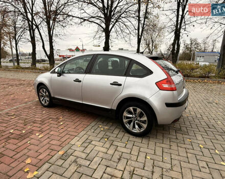 Серый Ситроен С4, объемом двигателя 1.36 л и пробегом 290 тыс. км за 3300 $, фото 16 на Automoto.ua