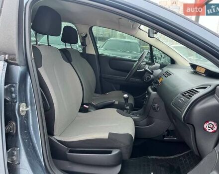 Серый Ситроен С4, объемом двигателя 1.36 л и пробегом 239 тыс. км за 4390 $, фото 11 на Automoto.ua