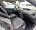 Серый Ситроен С4, объемом двигателя 1.6 л и пробегом 310 тыс. км за 3500 $, фото 15 на Automoto.ua