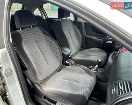 Сірий Сітроен С4, об'ємом двигуна 1.6 л та пробігом 310 тис. км за 3999 $, фото 50 на Automoto.ua