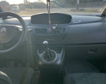 Серый Ситроен С4, объемом двигателя 1.6 л и пробегом 380 тыс. км за 4400 $, фото 4 на Automoto.ua
