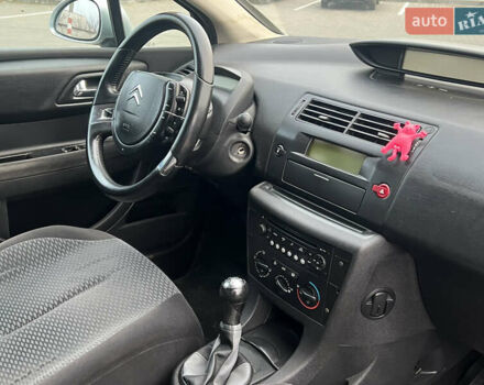 Сірий Сітроен С4, об'ємом двигуна 1.6 л та пробігом 310 тис. км за 3999 $, фото 49 на Automoto.ua