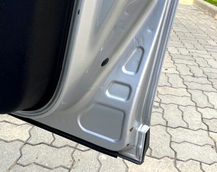 Серый Ситроен С4, объемом двигателя 1.6 л и пробегом 284 тыс. км за 3150 $, фото 4 на Automoto.ua