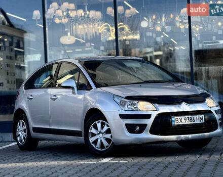 Серый Ситроен С4, объемом двигателя 1.56 л и пробегом 215 тыс. км за 4500 $, фото 1 на Automoto.ua