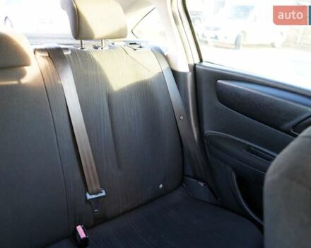 Серый Ситроен С4, объемом двигателя 1.4 л и пробегом 300 тыс. км за 4499 $, фото 14 на Automoto.ua