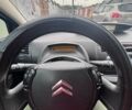 Серый Ситроен С4, объемом двигателя 1.6 л и пробегом 256 тыс. км за 5200 $, фото 16 на Automoto.ua