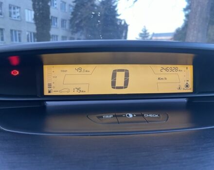 Серый Ситроен С4, объемом двигателя 1.6 л и пробегом 247 тыс. км за 4700 $, фото 11 на Automoto.ua