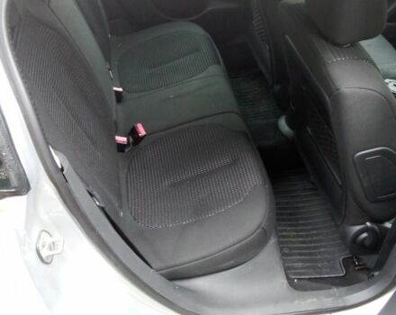 Серый Ситроен С4, объемом двигателя 1.6 л и пробегом 350 тыс. км за 4500 $, фото 5 на Automoto.ua