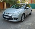 Серый Ситроен С4, объемом двигателя 1.56 л и пробегом 247 тыс. км за 3600 $, фото 3 на Automoto.ua