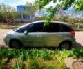 Серый Ситроен С4, объемом двигателя 1.6 л и пробегом 300 тыс. км за 4100 $, фото 3 на Automoto.ua