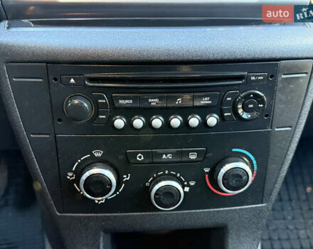 Сірий Сітроен С4, об'ємом двигуна 1.6 л та пробігом 272 тис. км за 5500 $, фото 38 на Automoto.ua