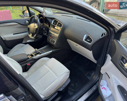 Серый Ситроен С4, объемом двигателя 1.56 л и пробегом 250 тыс. км за 6800 $, фото 9 на Automoto.ua