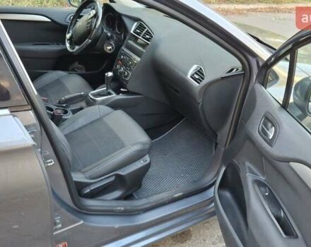 Серый Ситроен С4, объемом двигателя 1.59 л и пробегом 146 тыс. км за 7300 $, фото 10 на Automoto.ua