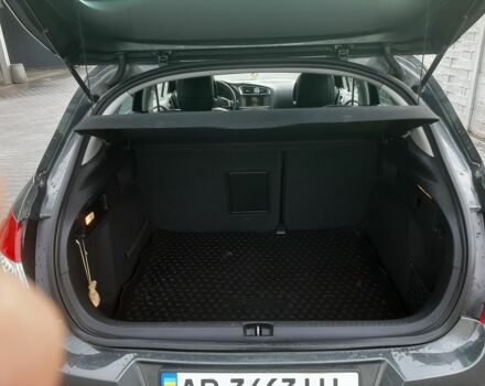 Ситроен С4 2011 в Белой Церкве на Automoto.ua Серый Ситроен С4, объемом двигателя 2 л и пробегом 198 тыс. км за 8000 $, фото 9 на Automoto.ua