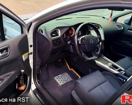 Серый Ситроен С4, объемом двигателя 1.6 л и пробегом 205 тыс. км за 8800 $, фото 8 на Automoto.ua