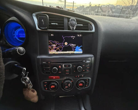 Серый Ситроен С4, объемом двигателя 1.6 л и пробегом 100 тыс. км за 8500 $, фото 7 на Automoto.ua